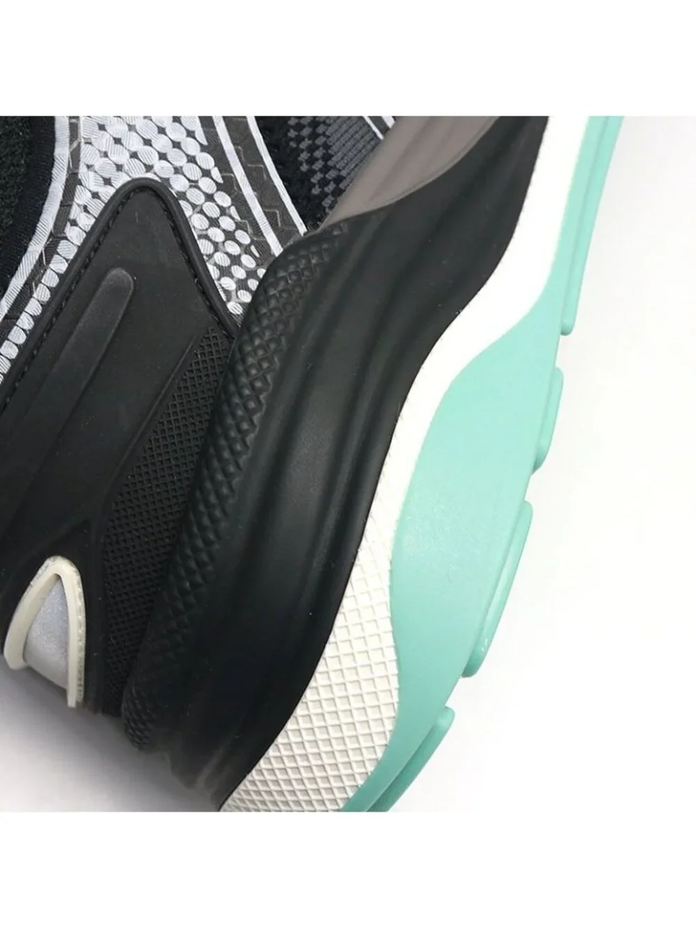 Gucci Ultrapace R Low Cut Sneakers 36 Black - Picture 9 of 9